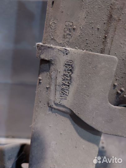 Подрамник renault logan 2