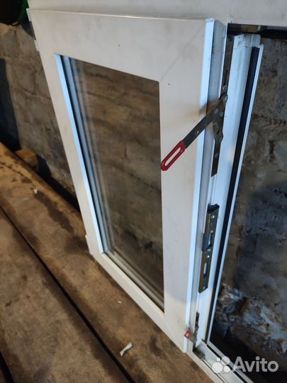 Окно пластиковое распашное
