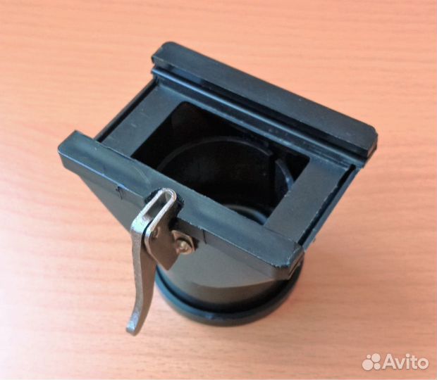 Лупа для просмотра кадров пленки Л-5. В футляре