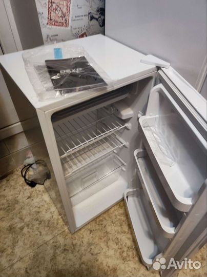 Холодильник бу маленький высота 85 см