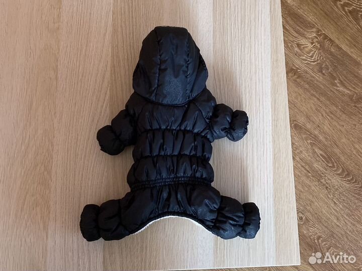 Зимний комбинезон для маленькой собаки