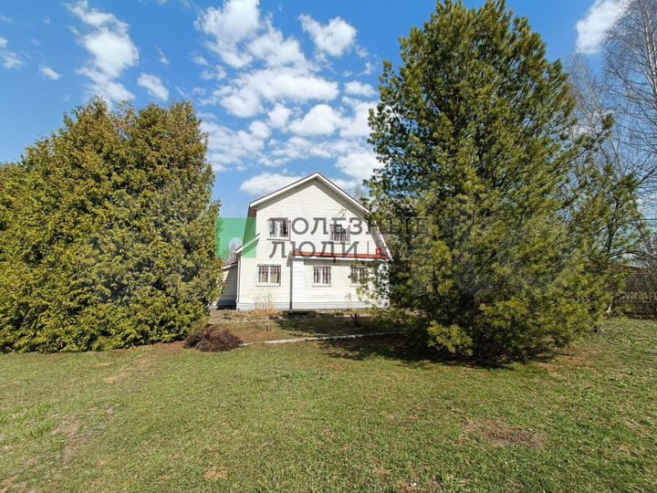 Коттедж 197 м² на участке 70 сот.