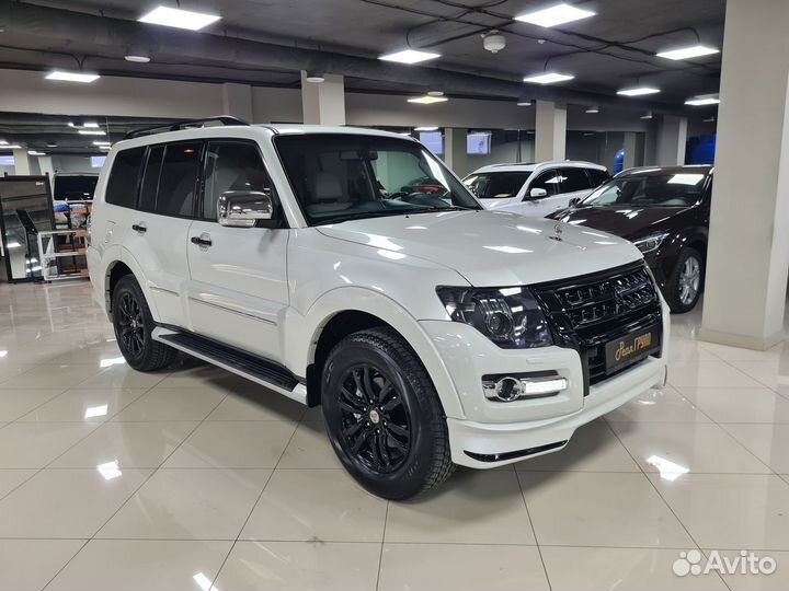 Mitsubishi Pajero 3.8 AT, 2019, 11 106 км