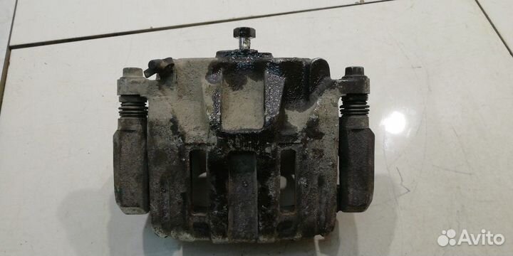 Суппорт (передний, правый) (Haval F7)