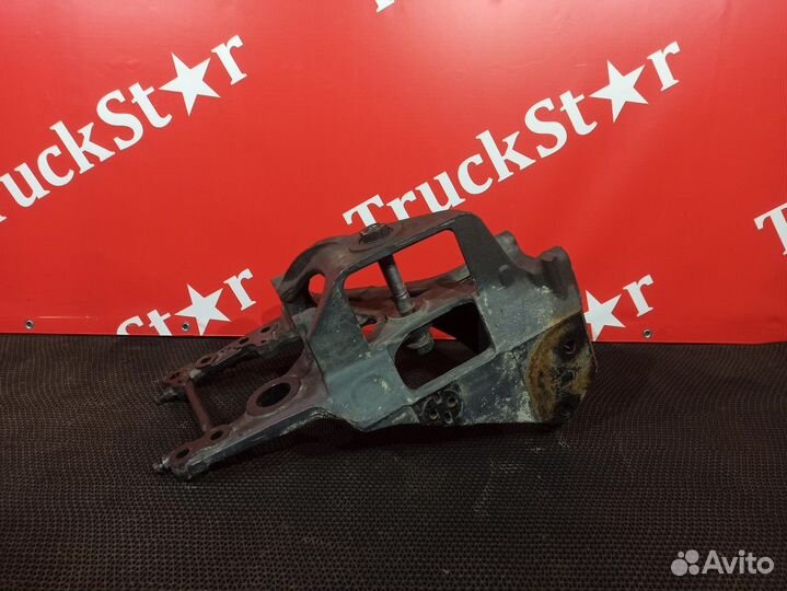 Кронштейн рессоры передней правый Daf XF106