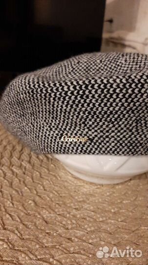 Берет женский новый