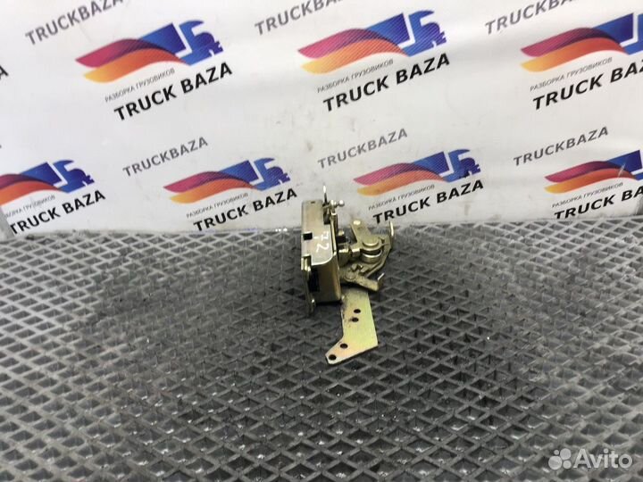 81626806122 Замок двери правый Man TGX