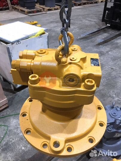 Гидромотор поворота Komatsu PC210-7