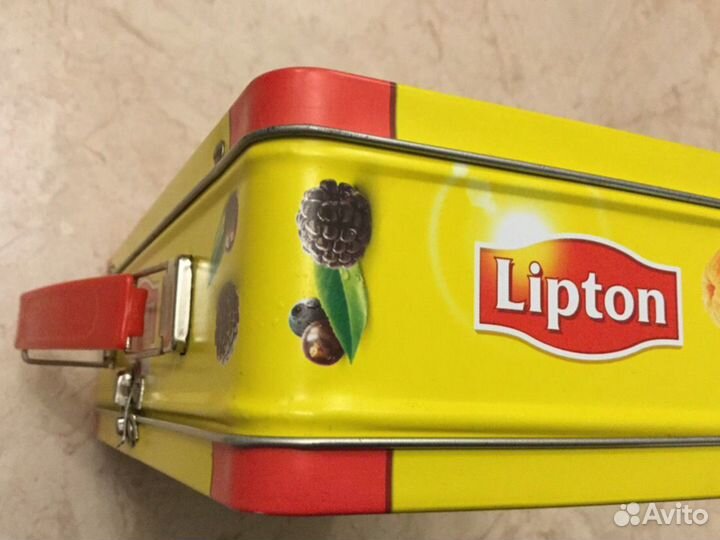 Фирменный кейс-коробка «lipton»металл новая