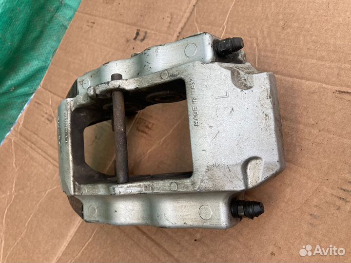 Суппорт задний левый Porsche Cayenne 2006г