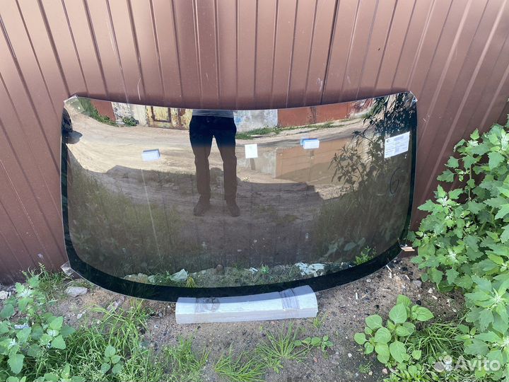 Renault Megane 1 1995-2003 лобовое стекло