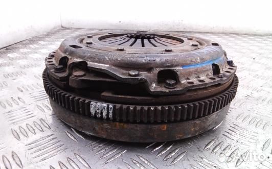 Маховик skoda octavia A5, Номер 03G105266BN (2NK01A401)