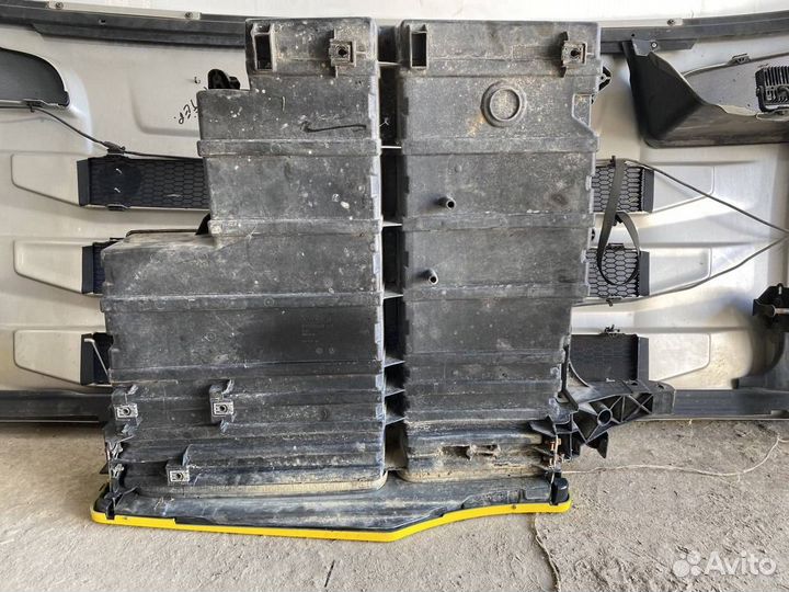 Вещевой отсек Volvo FH4 82243559