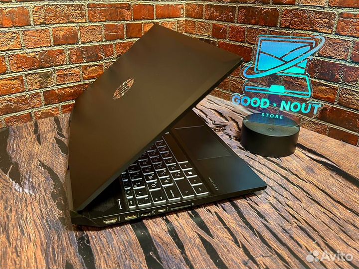 HP Gaming i5 GTX 1650Ti 8GB 512SSD Full HD ips