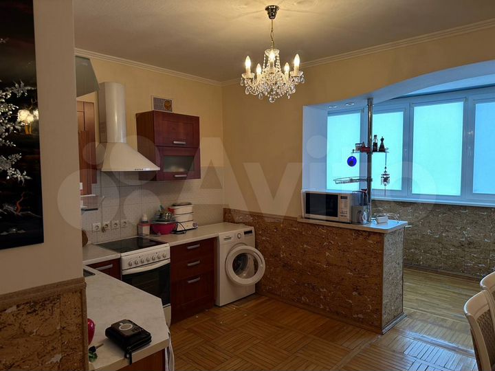 3-к. квартира, 101 м², 5/6 эт.