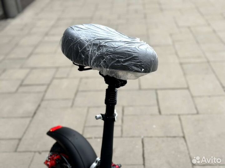 Электросамокат GT M4