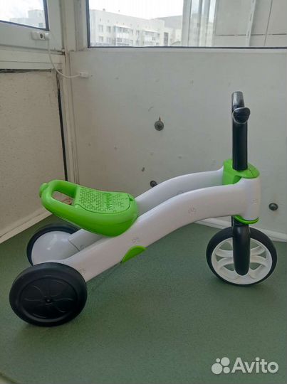 Беговел chillafish bunzi