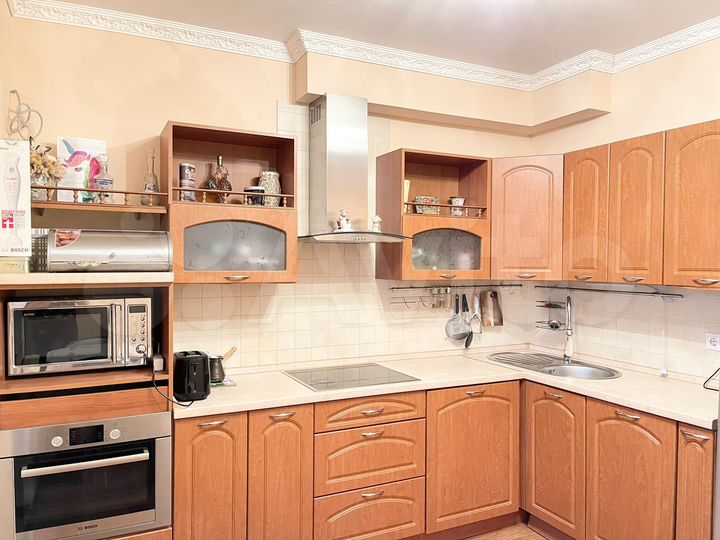 1-к. квартира, 42 м², 10/25 эт.