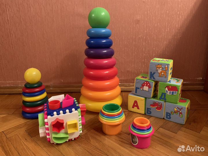 Детские развивающие игрушки