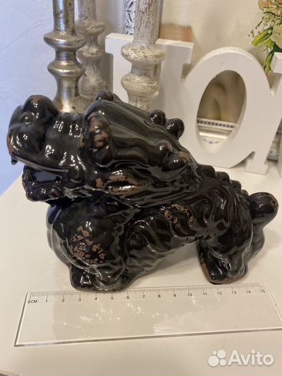 Дракон статуэтка