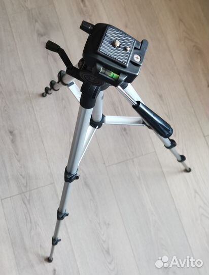 Штатив для фотоаппарата