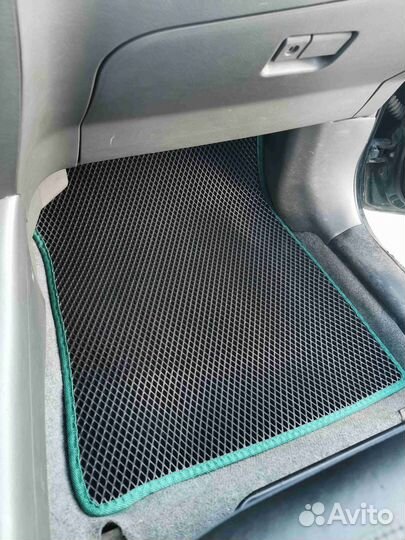 Коврики EVA на полик Тойота Вокси