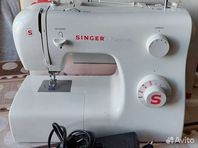 Швейная машина Singer Tradition 2250