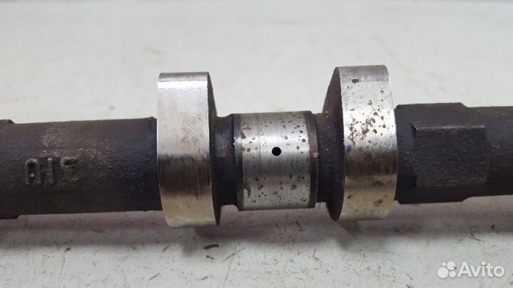 Распредвал Nissan Maxima A32 VQ20DE 2.0Л 1997