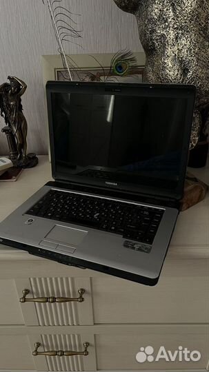 Ноутбук Toshiba Тошиба