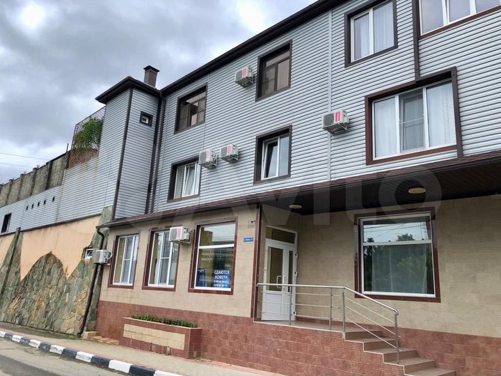 Гостиница, 490.6 м²