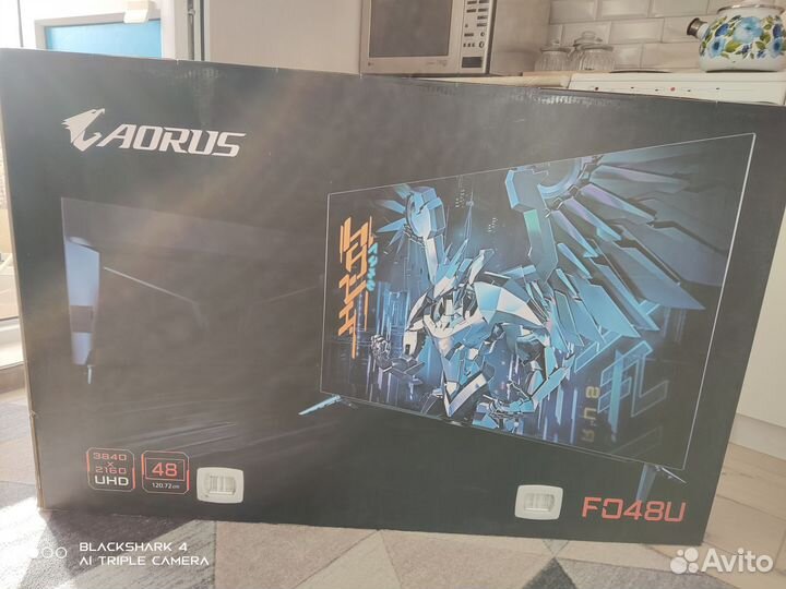 Монитор Gigabyte F048U