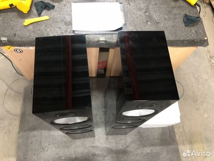 Напольная акустика Bowers & Wilkins 704 s2 Gloss B