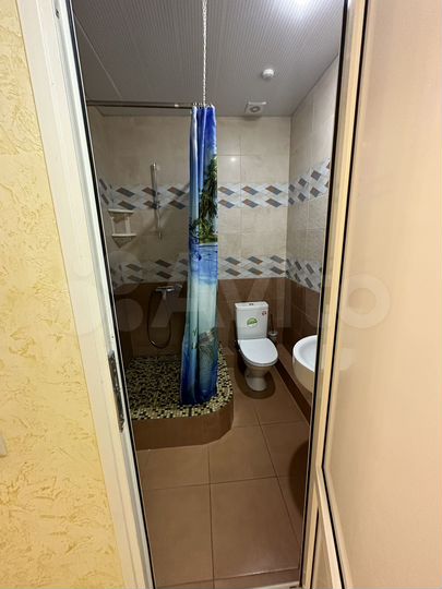 Комната 33 м² в 1-к., 2/3 эт.