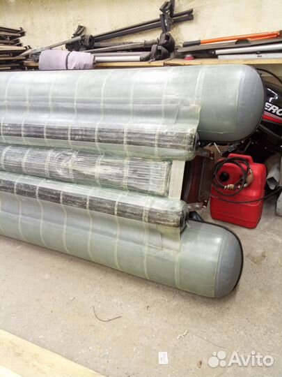 Лодка с мотором