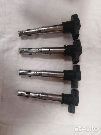 Катушка зажигания оригинал VAG 07k905715d