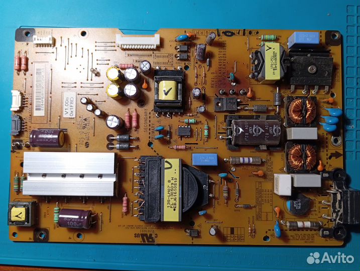 Материнская плата и блок питания для тв LG 42LA690