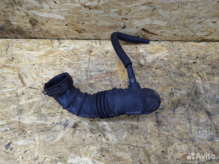 Патрубок воздушного фильтра Kia Ceed 1 ED 1.6