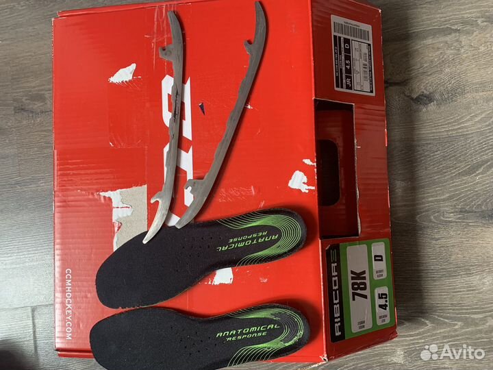 Коньки хоккеные CCM 78k