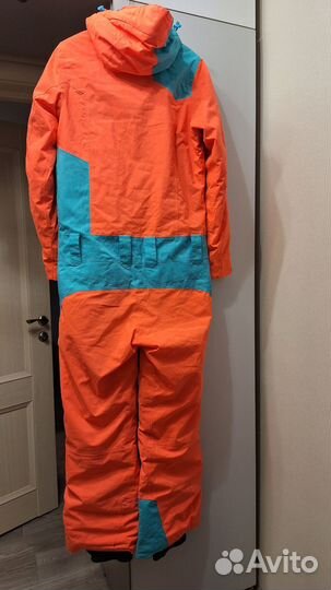 Горнолыжный комбинезон женский