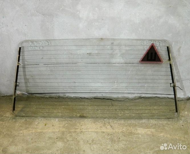 Стекло заднее Skoda Felicia