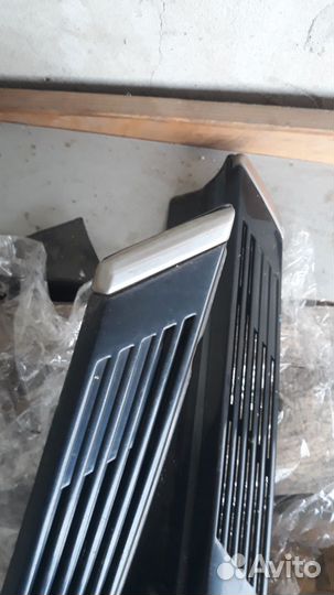 Накладка стойки багажника nissan bluebird veu11