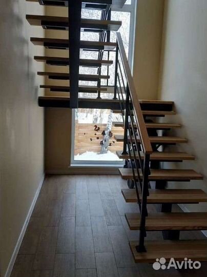 Лестница из дерева