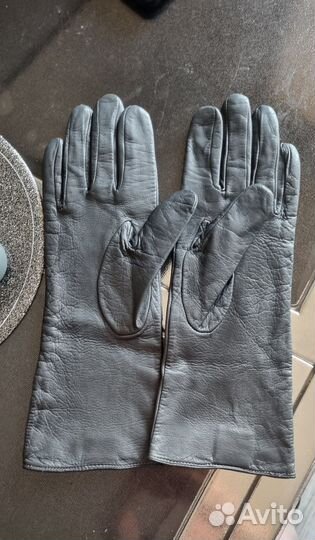 Перчатки женские кожаные новые 7 размер Италия