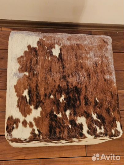 Пуф из натуральной шкуры