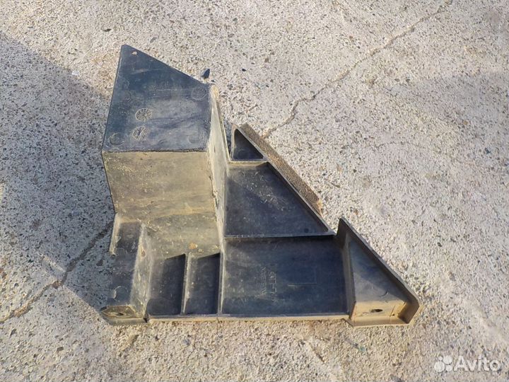 Дефлектор радиатора левый Infiniti FX-QX70 (S51) 2