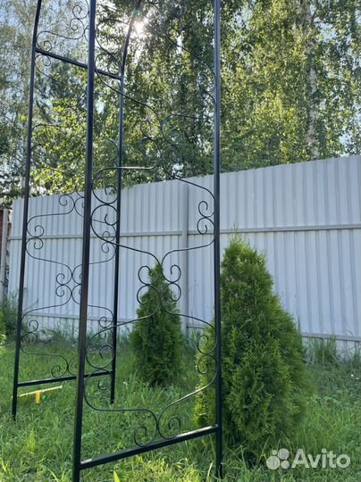 Арка садовая