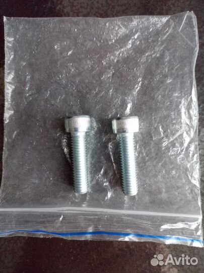 Болт для самоката