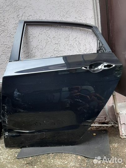 Дверь задняя левая Hyundai i30