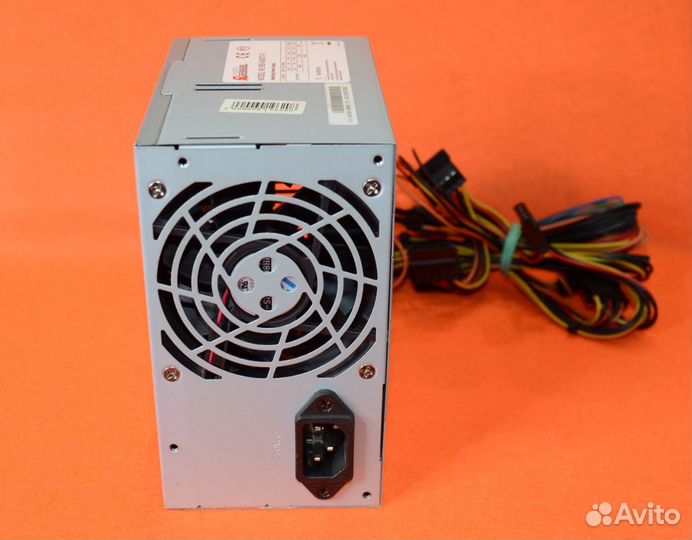 Блок питания Invin Power Rebel RB-S450T7-0 на 450W