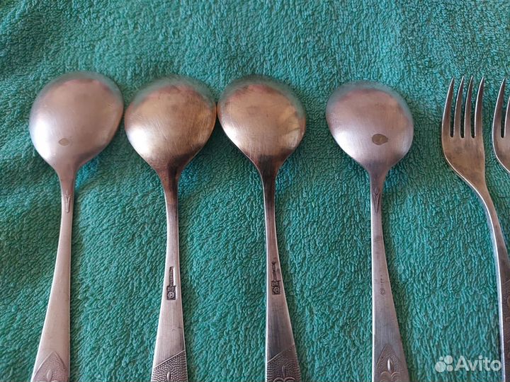 Мельхиоровые вилки ложки СССР 9 штук